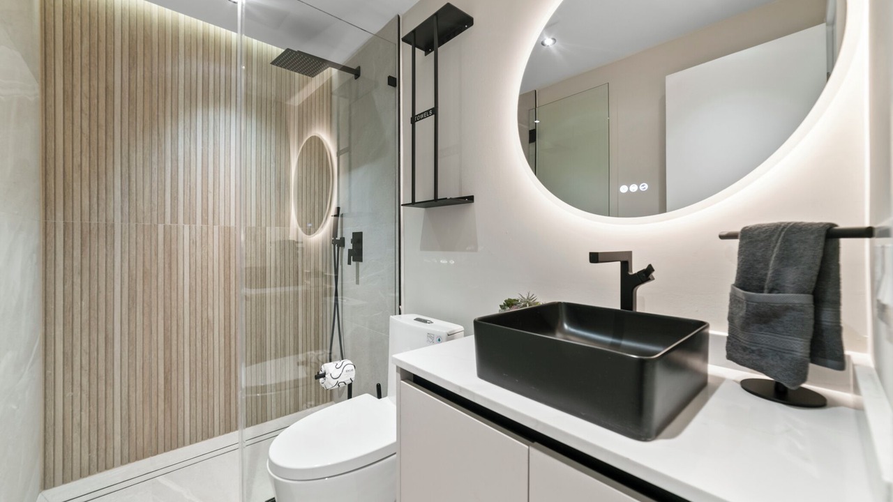 Photo of Bathroom in Miami Gardens