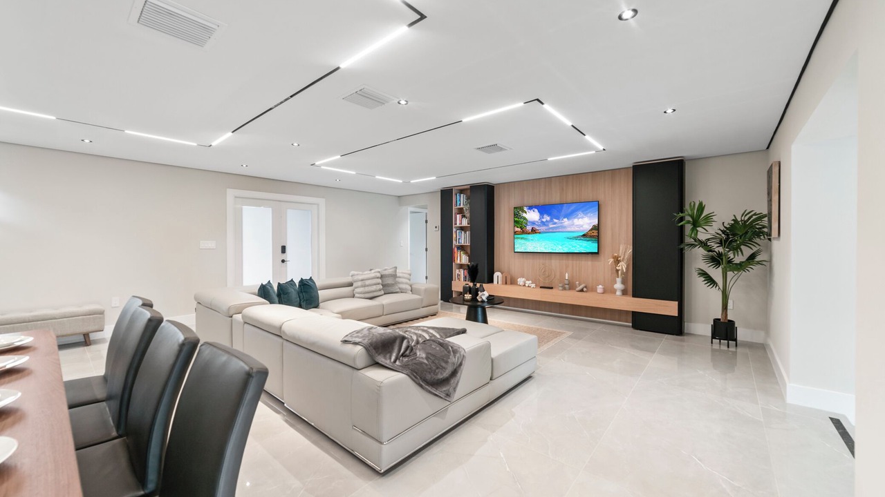 Photo of Livingroom in Miami Gardens