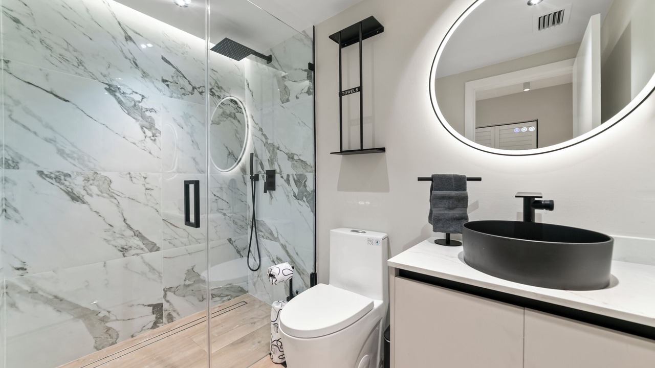 Photo of Bathroom in Miami Gardens