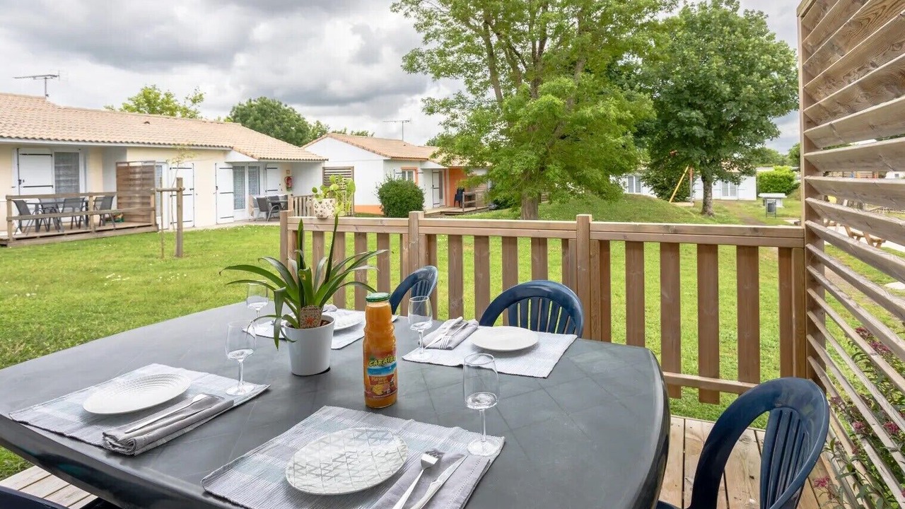 Photo of Outdoor in Mache