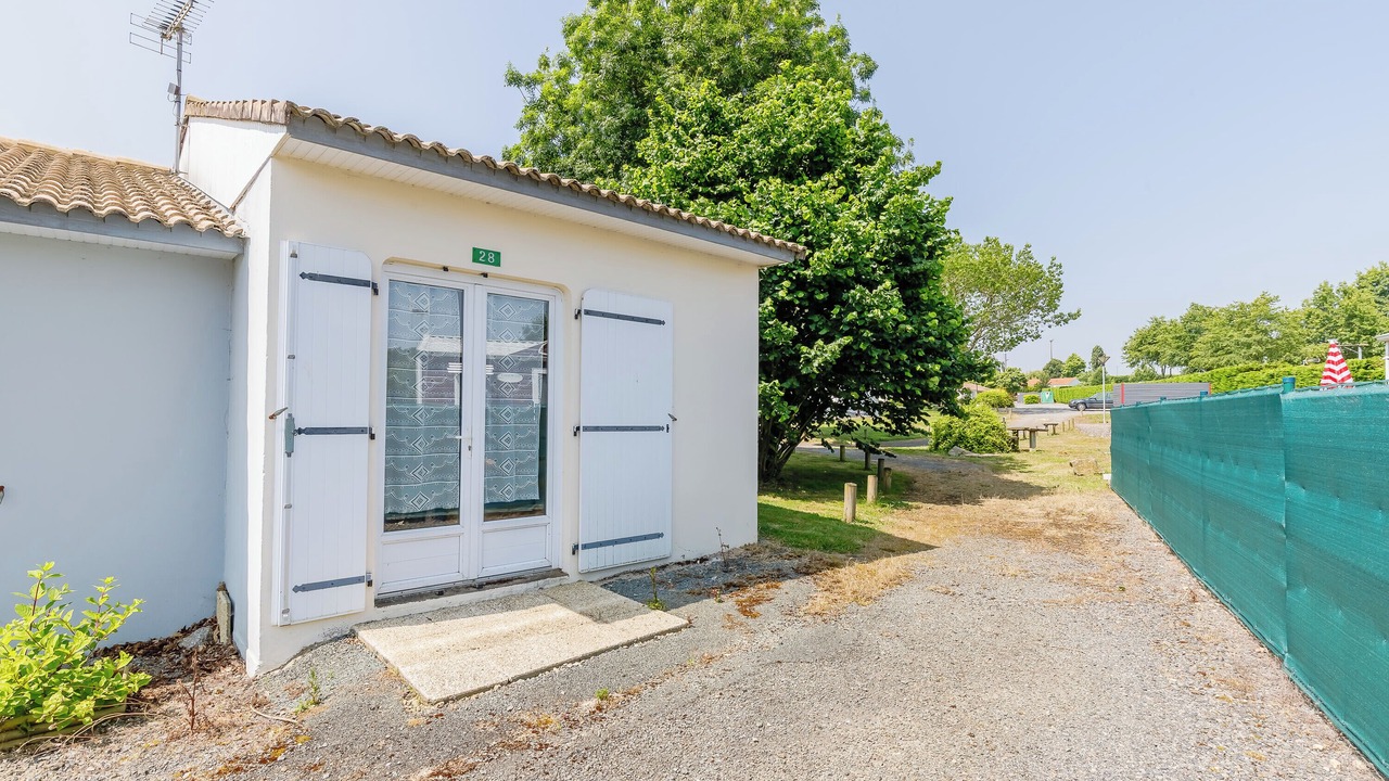 Photo of Outdoor in Mache