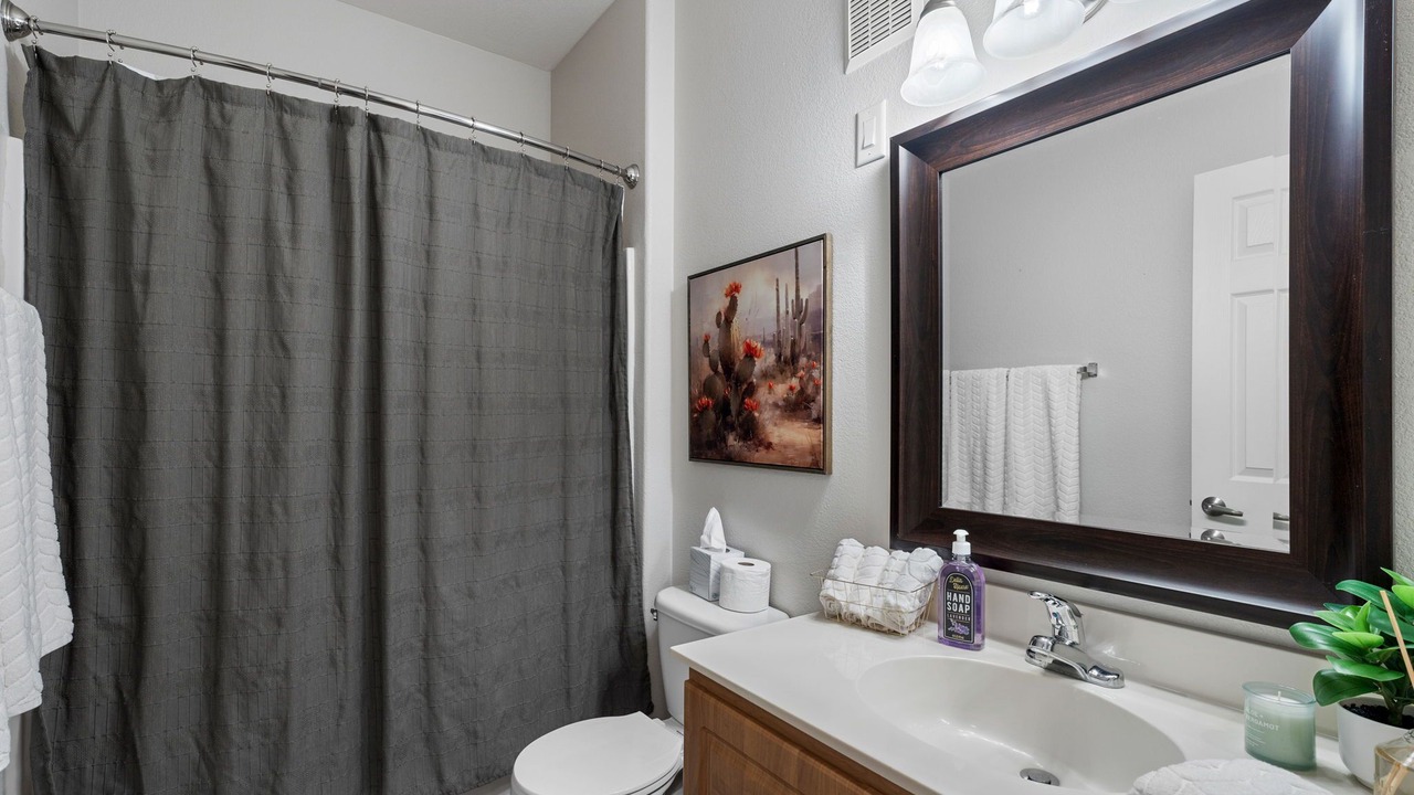 Photo of Bathroom in Parkwood Ranch