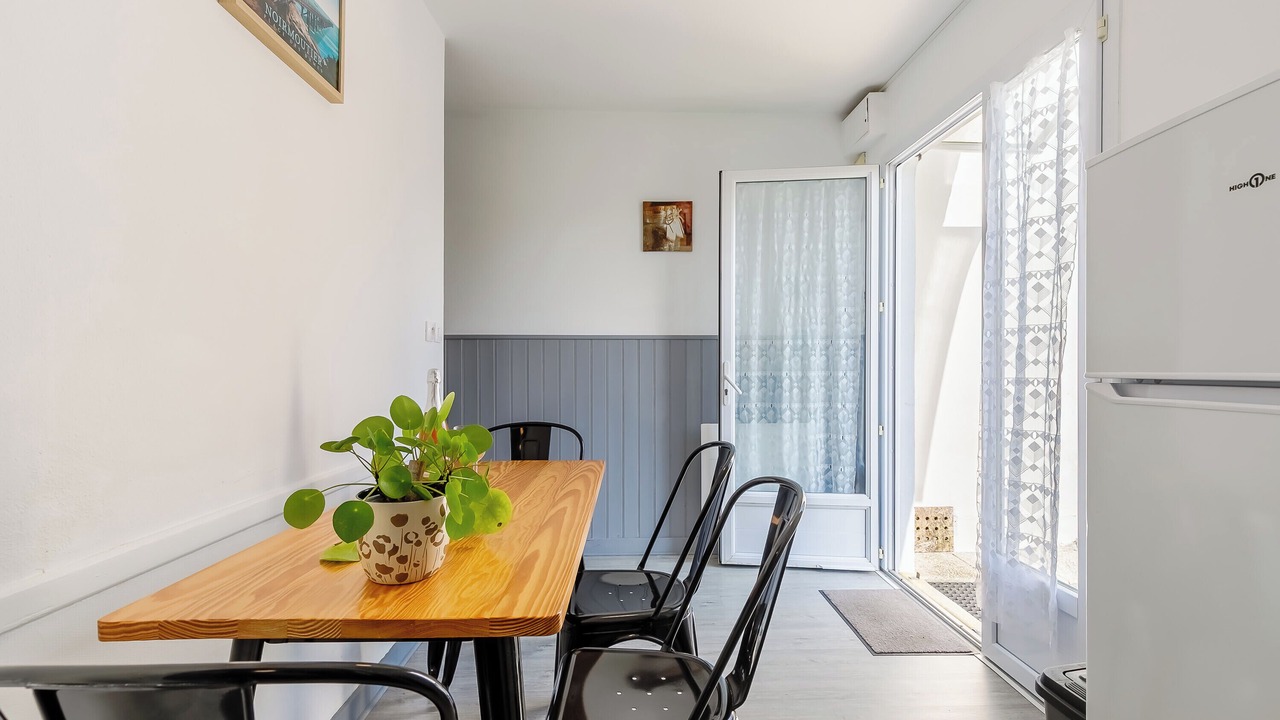 Photo of Others in Mache