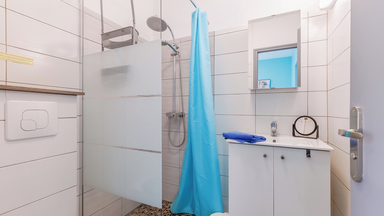 Photo of Bathroom in Mache