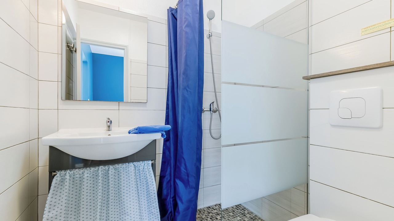 Photo of Bathroom in Mache