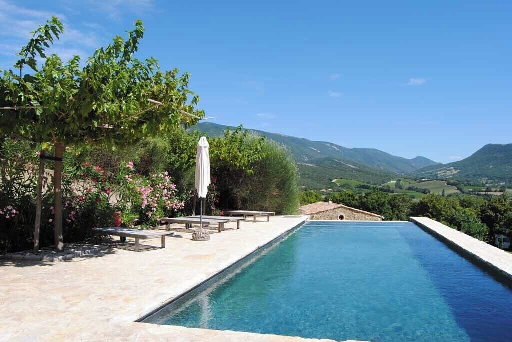 Photo of Outdoor in Roche-Saint-Secret