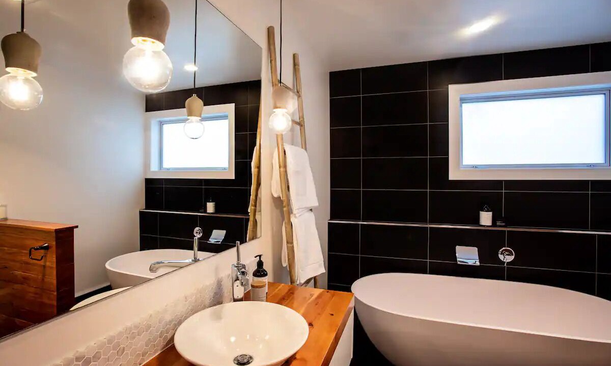 Photo of Bathroom in Cable Bay
