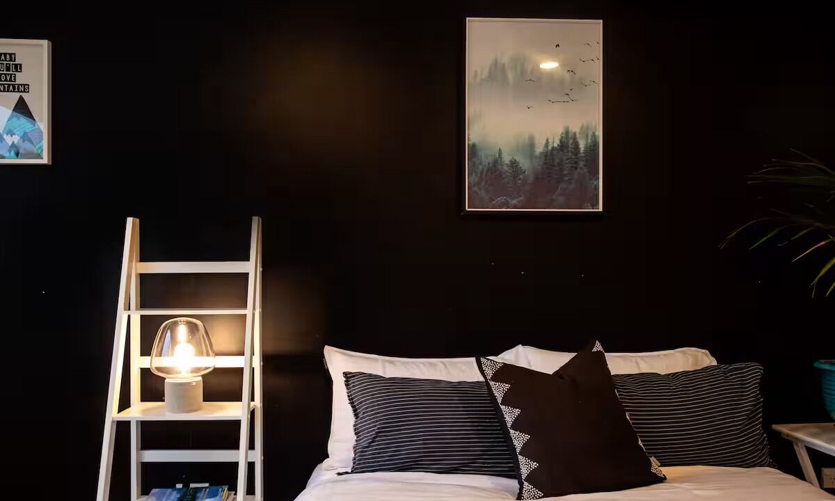 Photo of Bedroom in Cable Bay