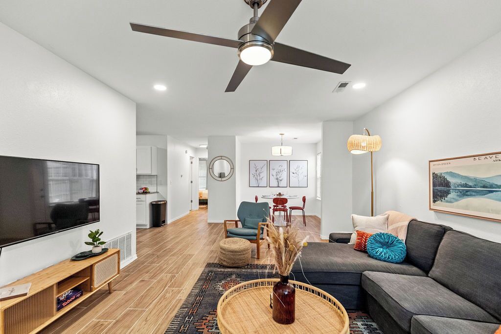 Photo of Livingroom in Fayetteville