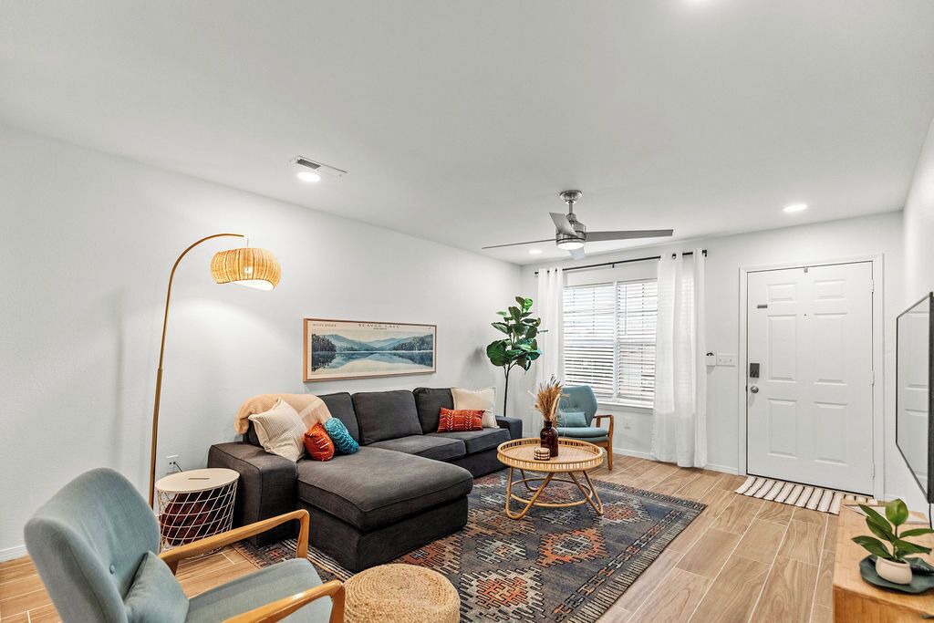 Photo of Livingroom in Fayetteville