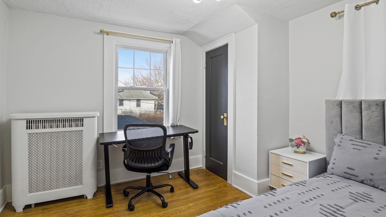 Photo of Bedroom in Rochester