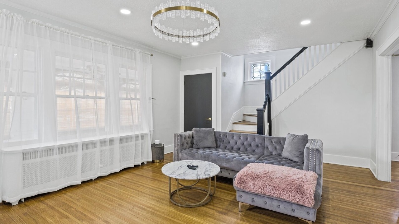 Photo of Livingroom in Rochester