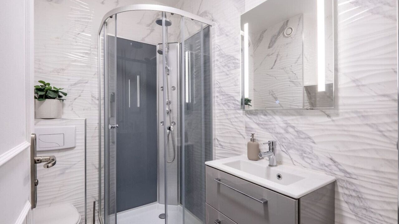 Photo of Bathroom in Levallois-Perret