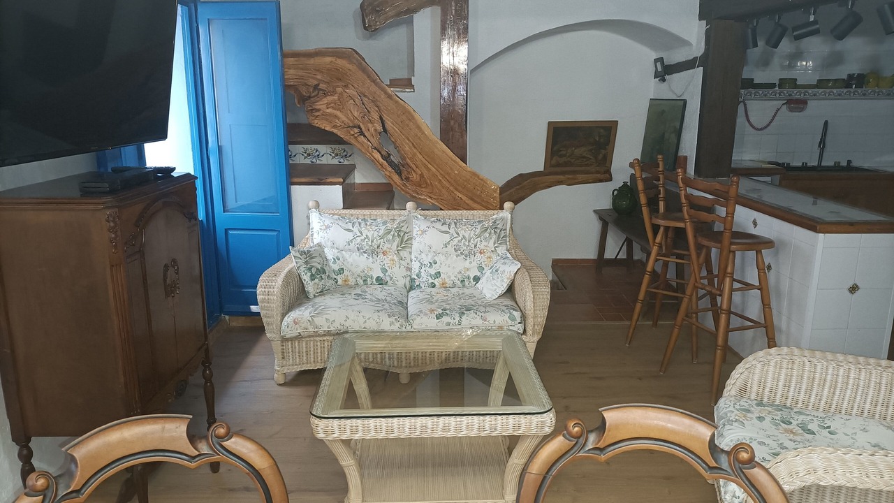 Photo of Livingroom in Calig