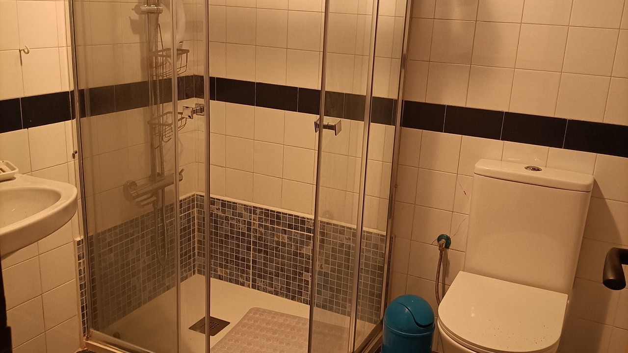 Photo of Bathroom in Calig