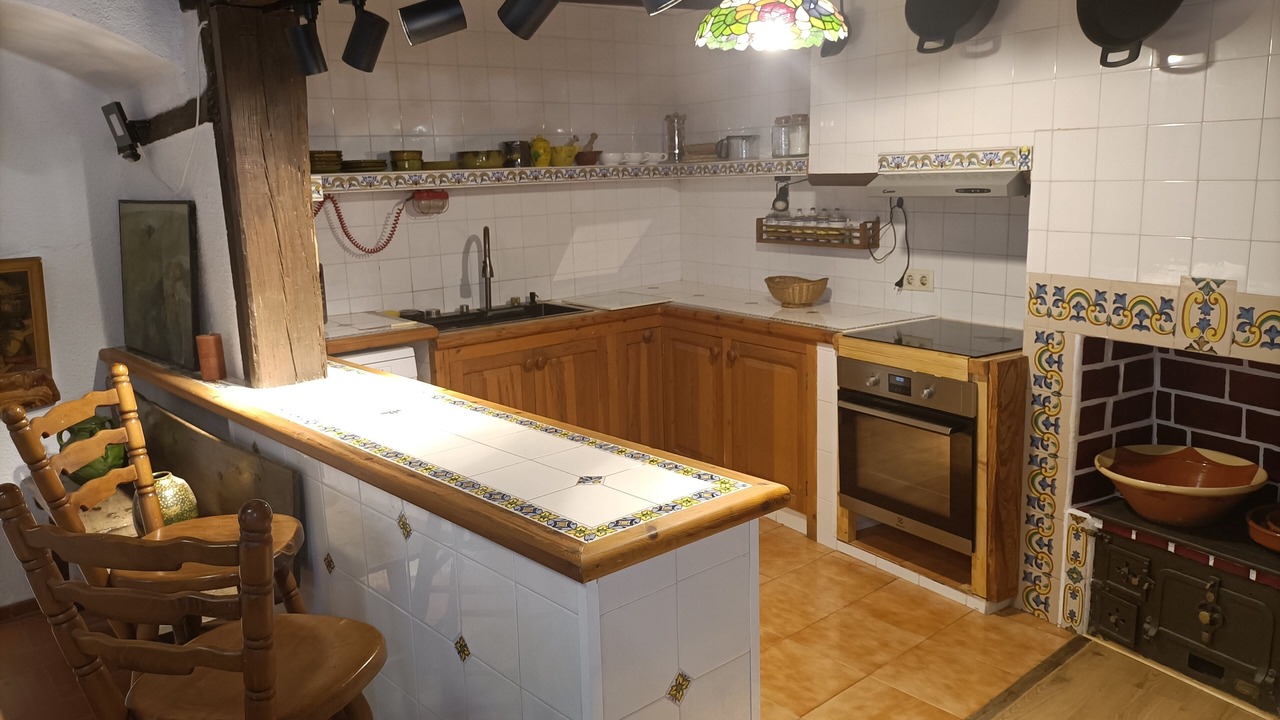 Photo of Kitchen in Calig