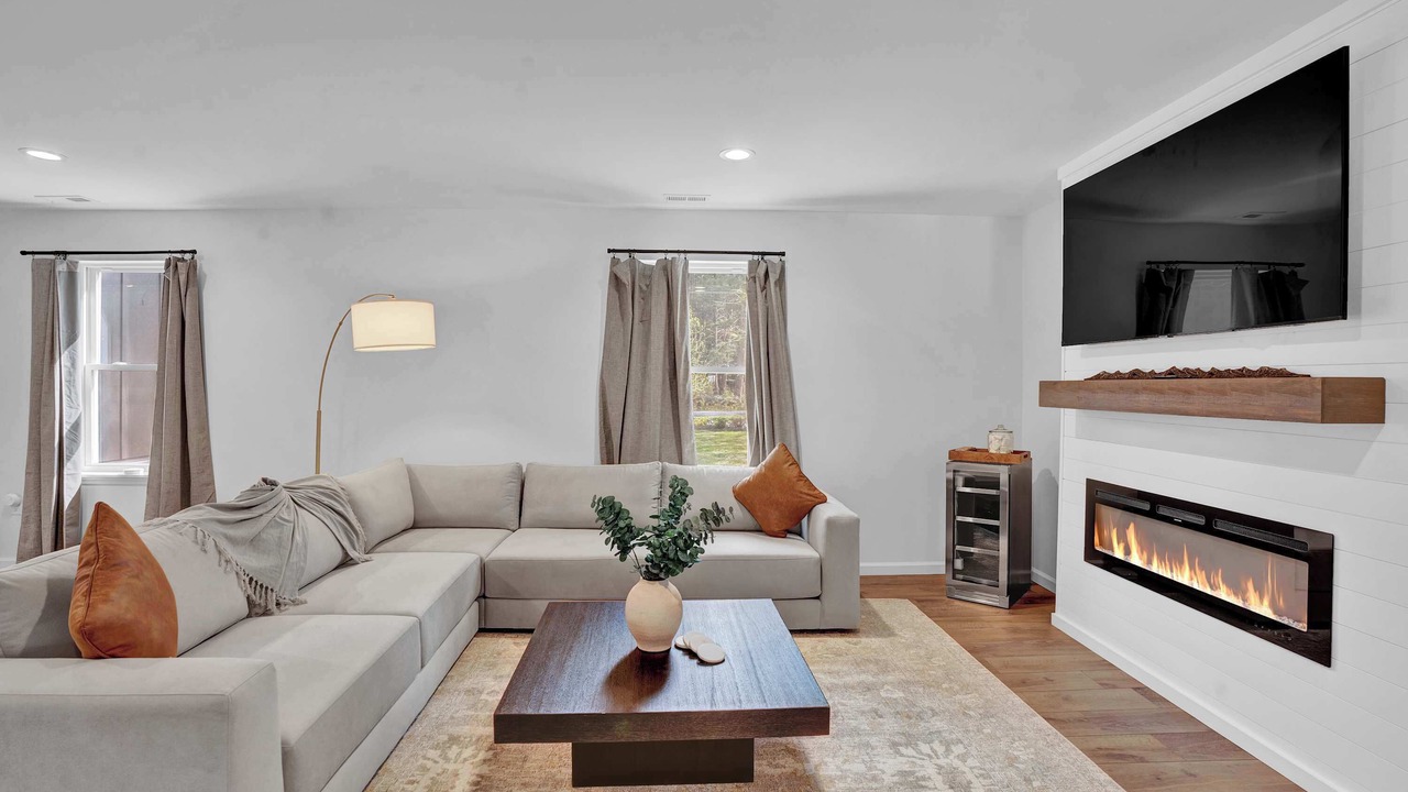 Photo of Livingroom in Blakeslee
