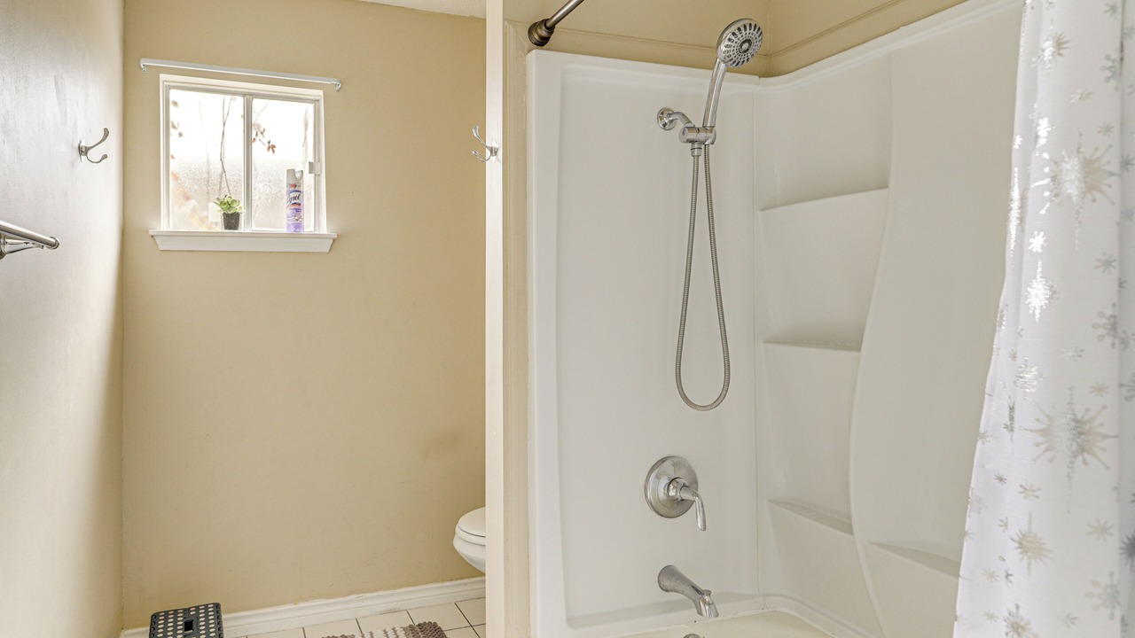 Photo of Bathroom in Barker