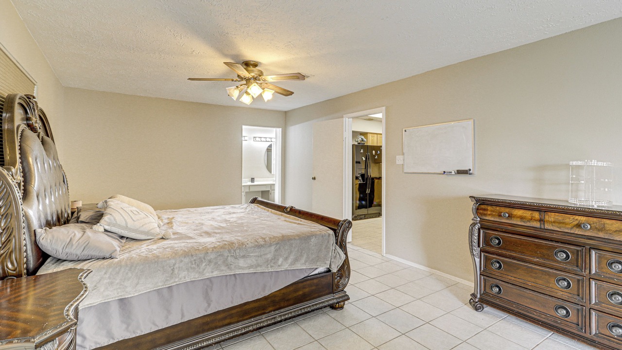 Photo of Bedroom in Barker