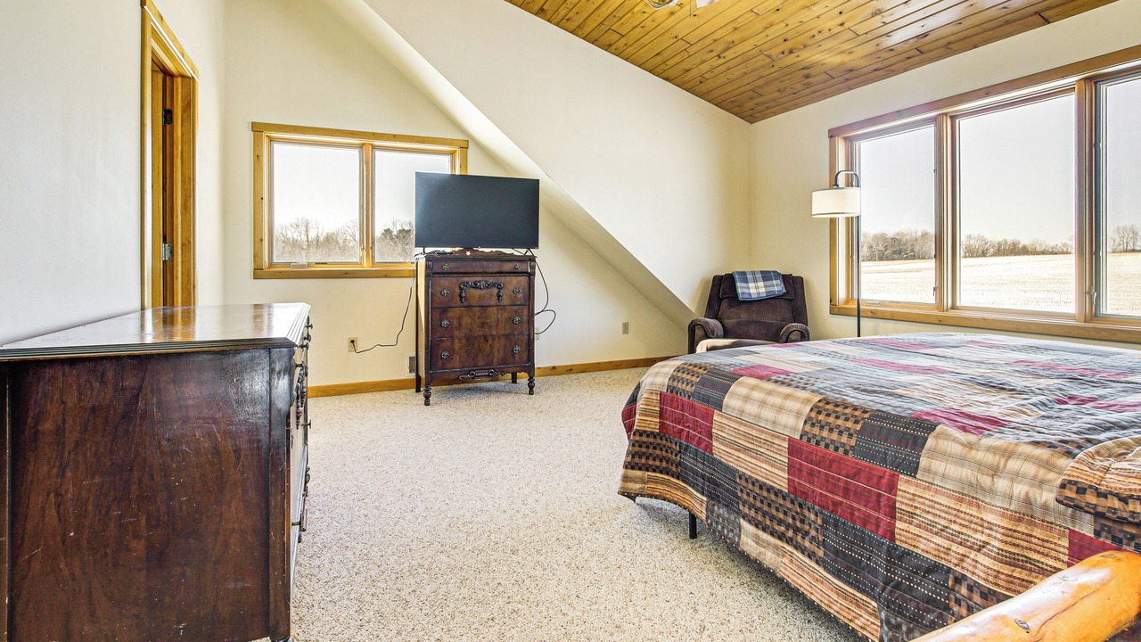 Photo of Bedroom in Abrams