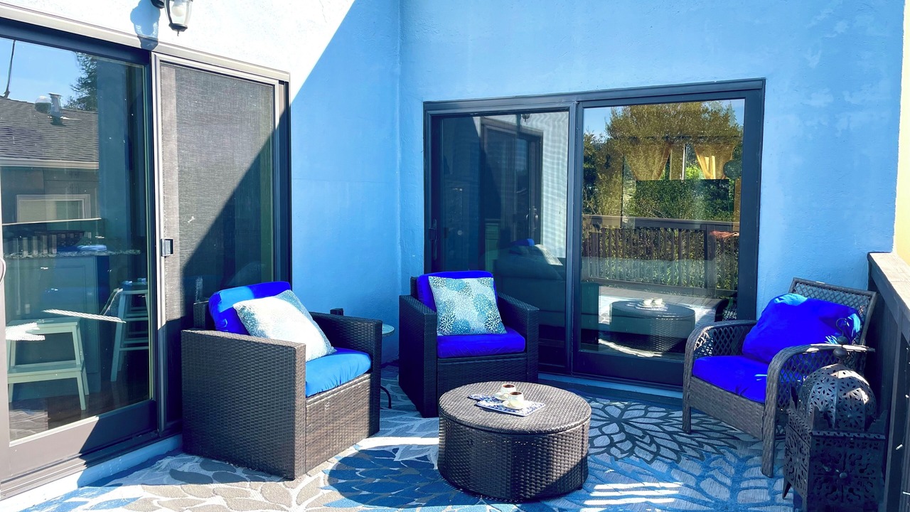 Photo of Patio Balcony in Lakeshore