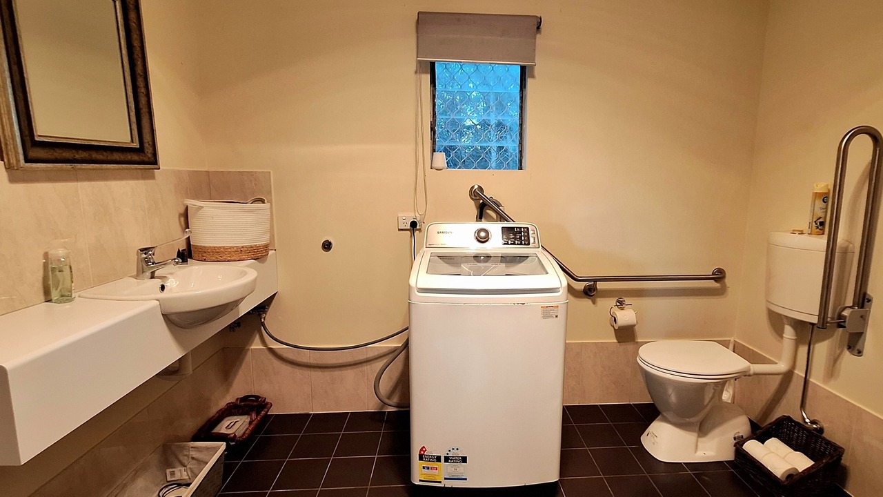 Photo of Bathroom in Altona