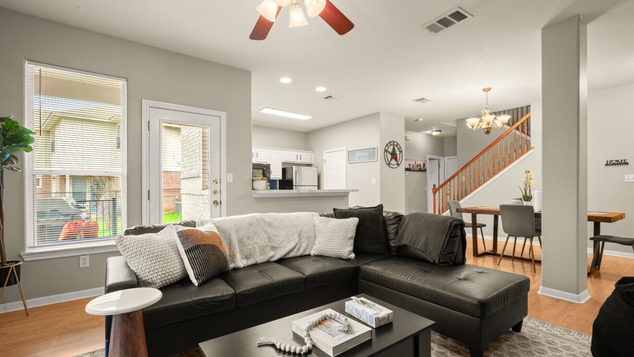 Photo of Livingroom in Austin