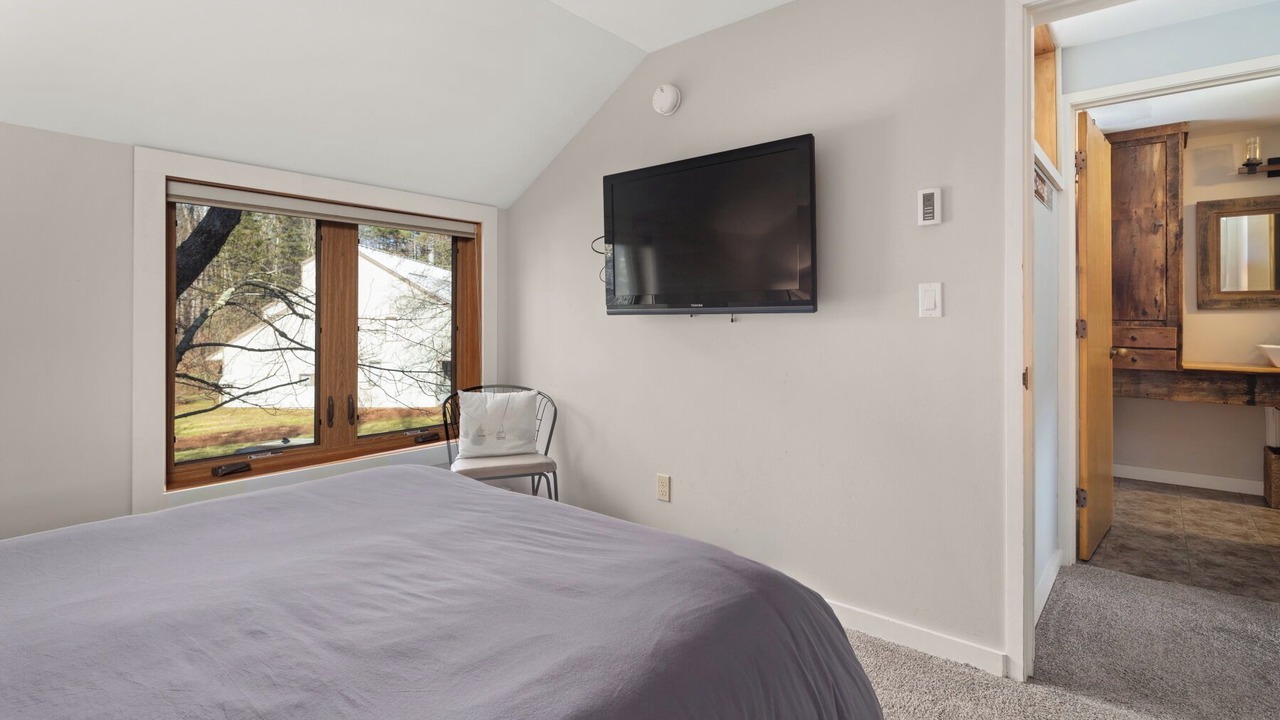 Photo of Bedroom in Warren