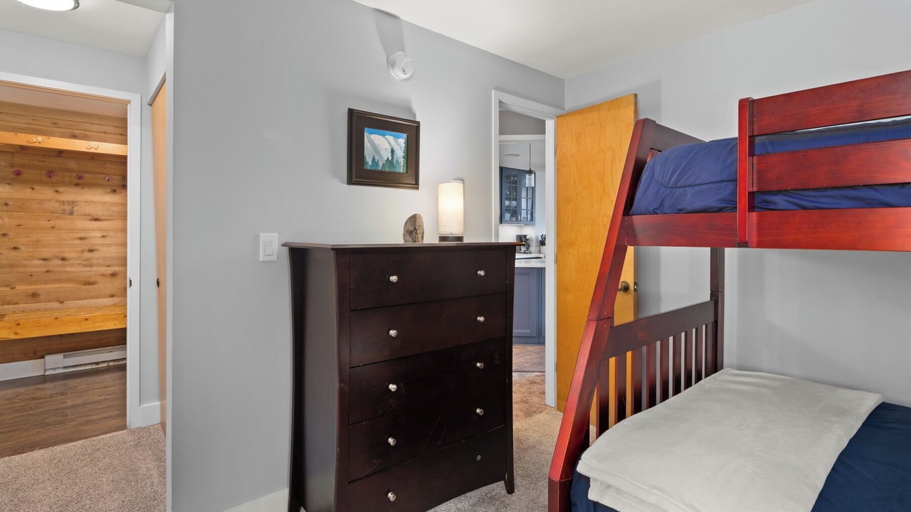 Photo of Bedroom in Warren