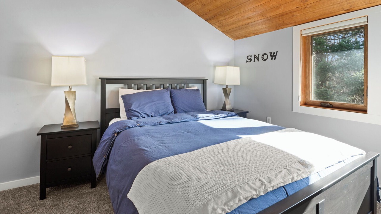 Photo of Bedroom in Warren