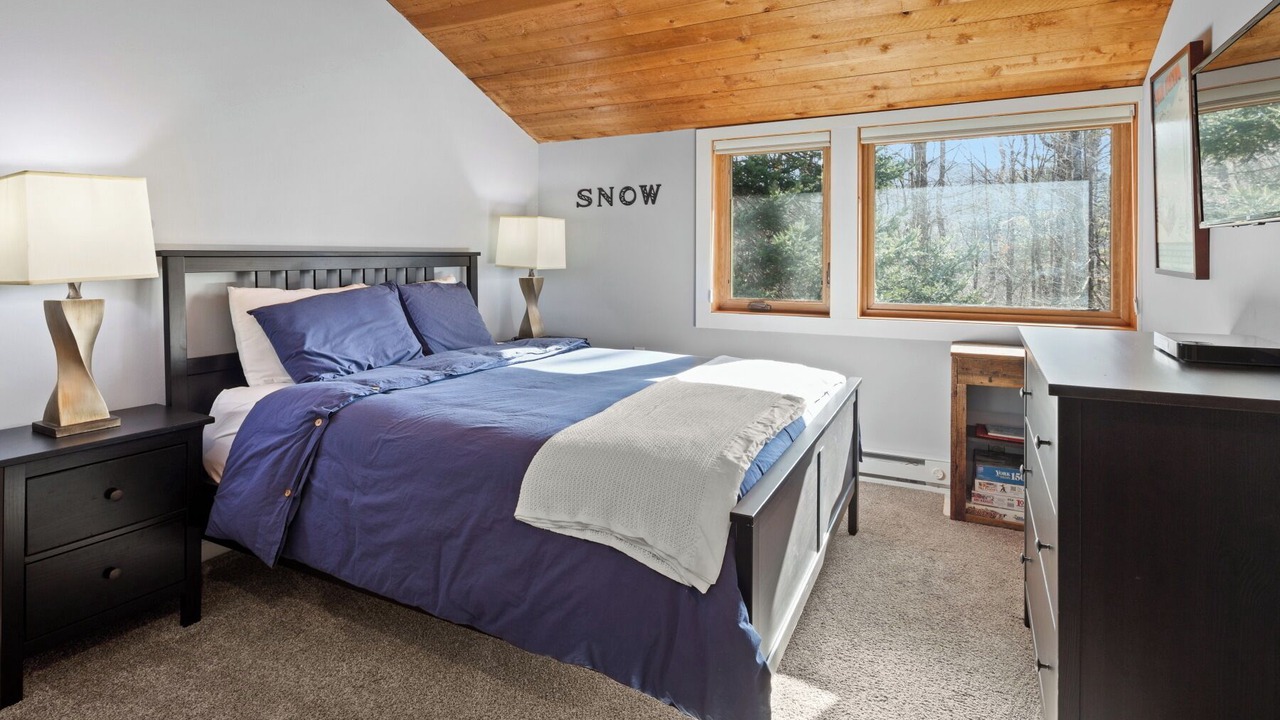 Photo of Bedroom in Warren