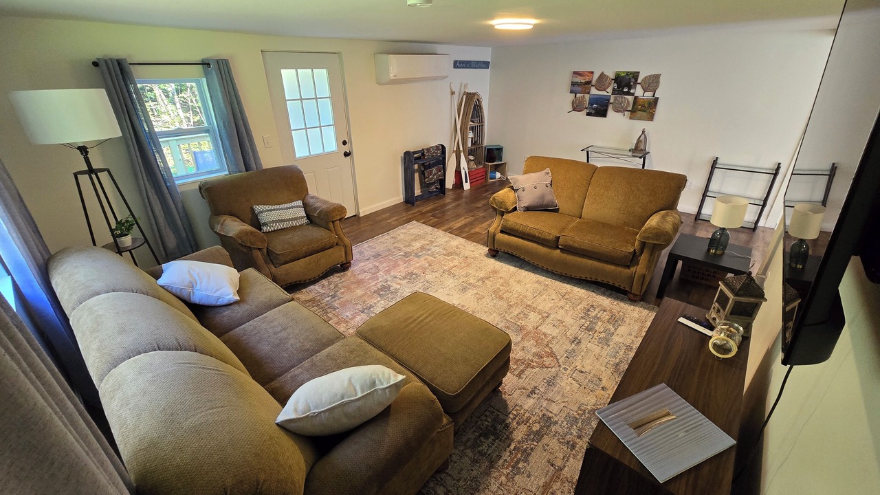 Photo of Livingroom in Glenburn