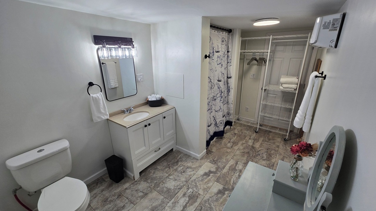 Photo of Bathroom in Glenburn