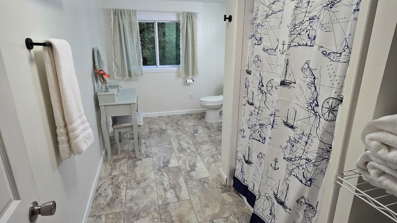 Photo of Bathroom in Glenburn