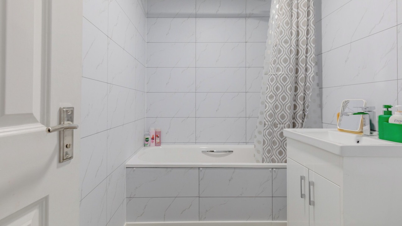 Photo of Bathroom in Docklands