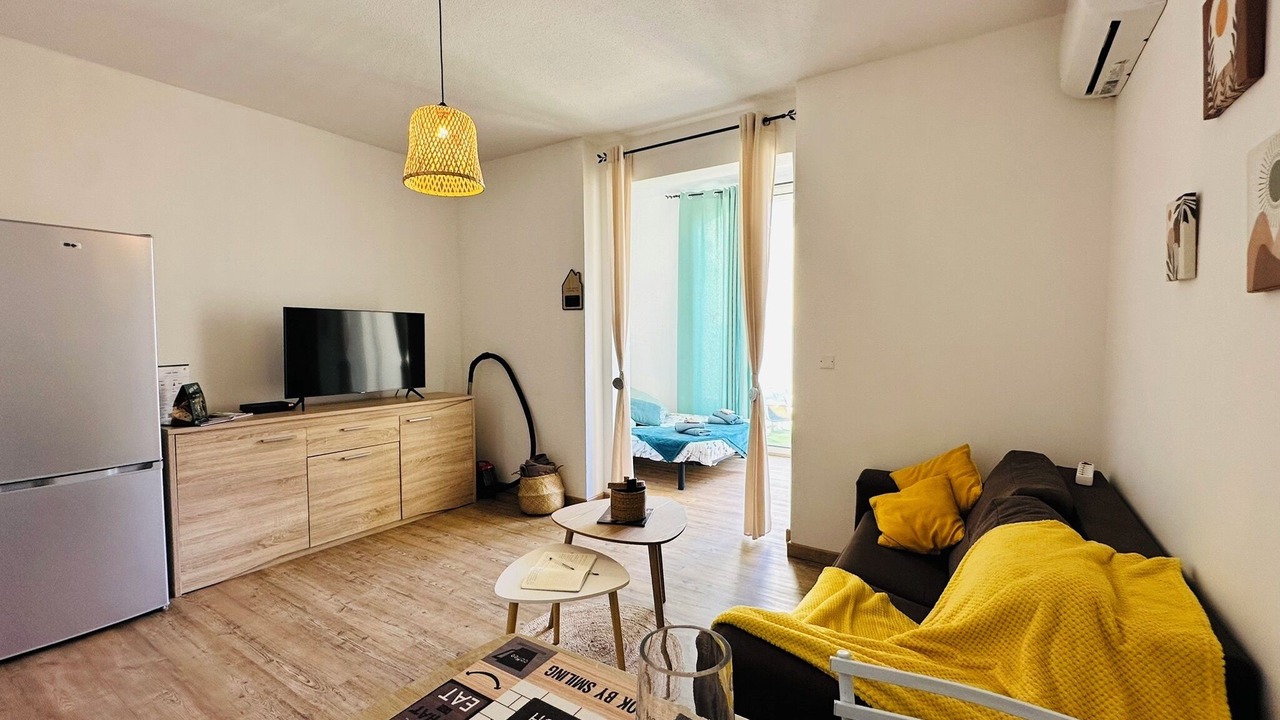Photo of Livingroom in Pineto