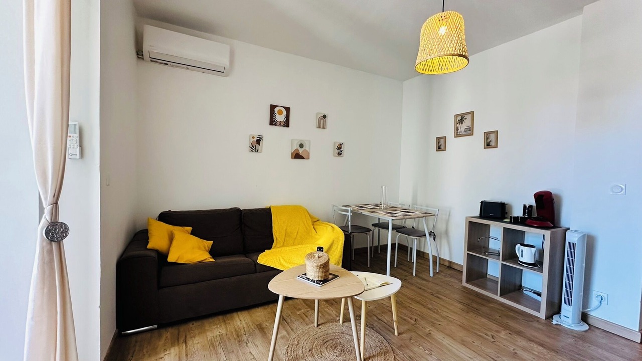 Photo of Livingroom in Pineto