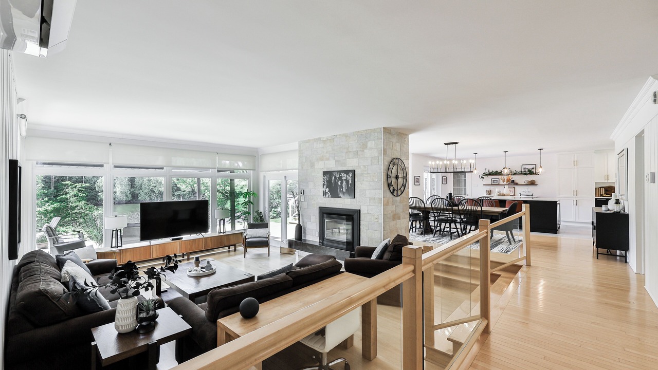 Photo of Livingroom in Rawdon