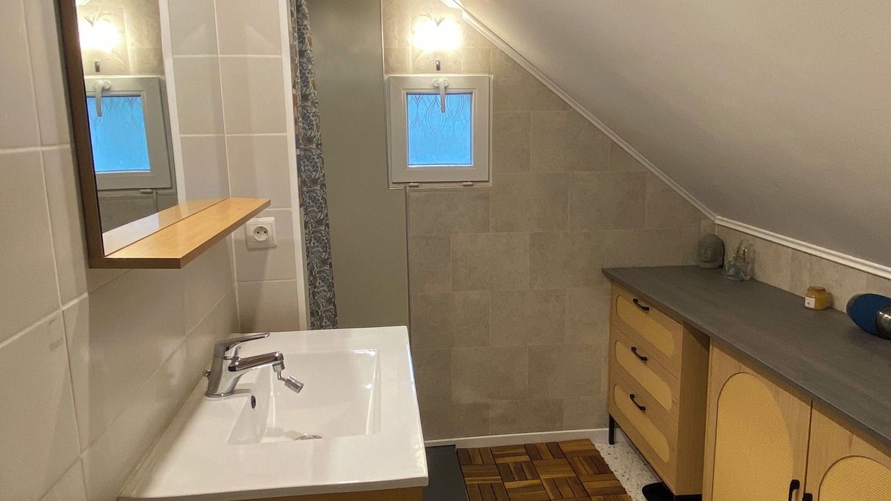 Photo of Bathroom in Lisle-sur-Tarn