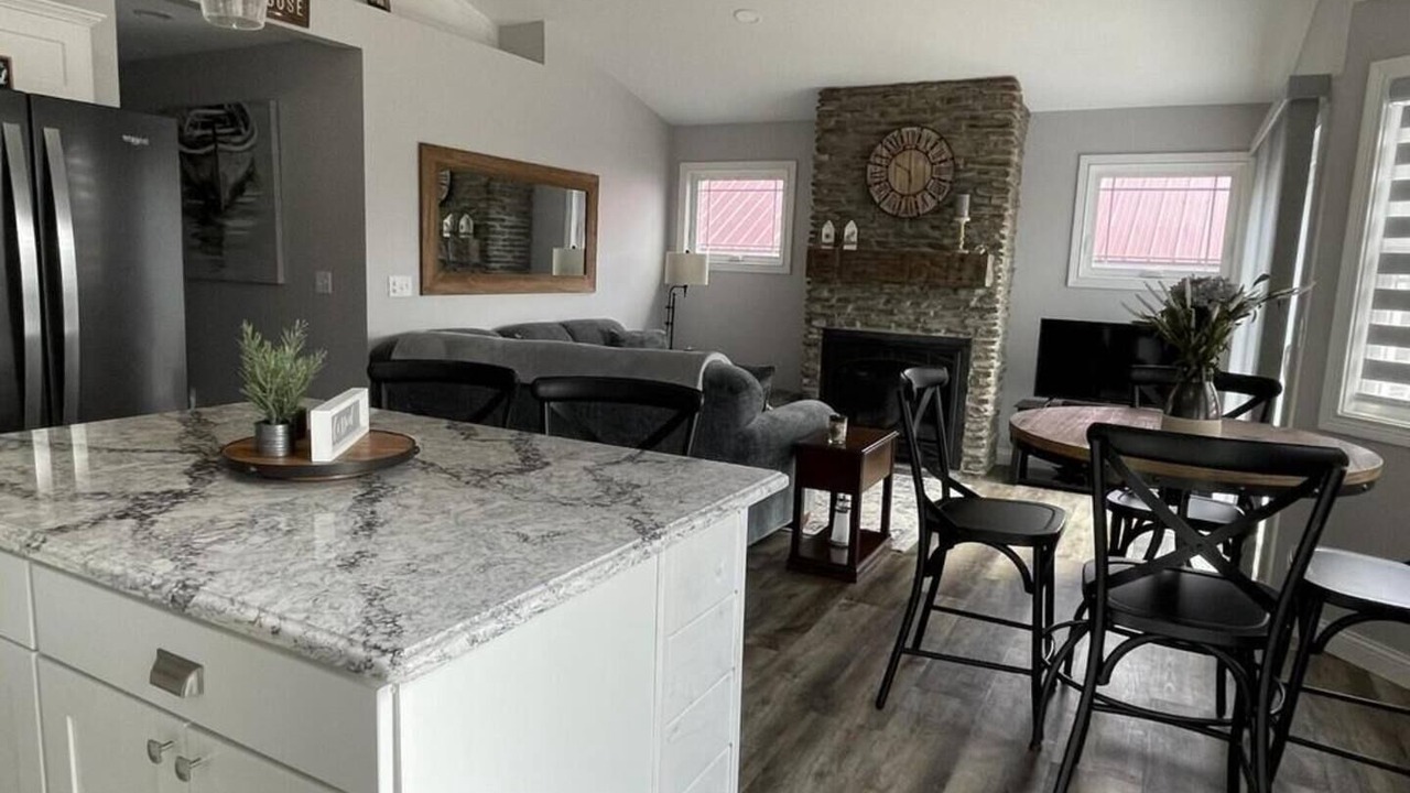 Photo of Others in Lakeview