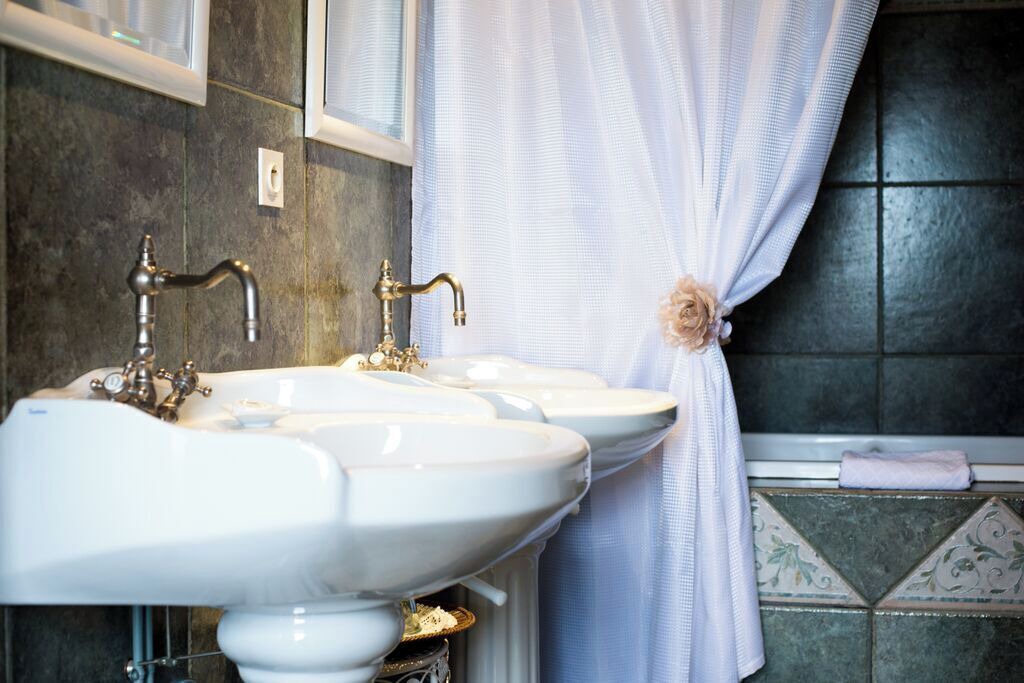 Photo of Bathroom in Goudourville