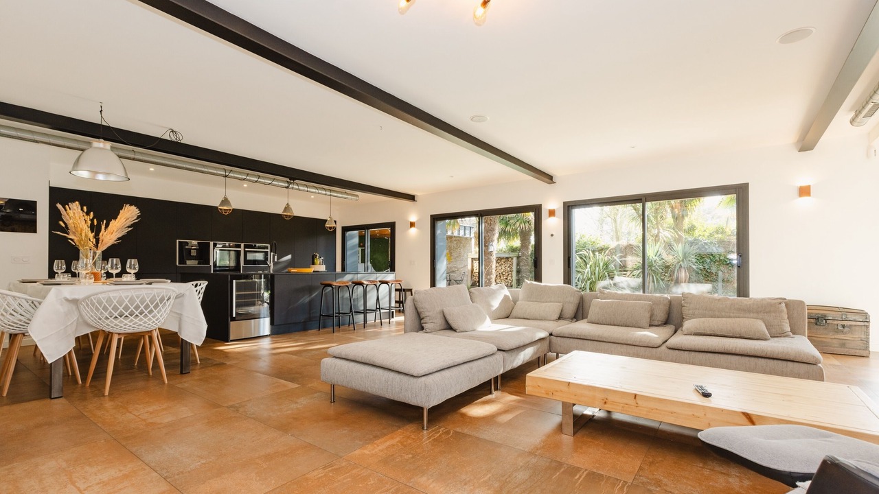 Photo of Livingroom in Pace