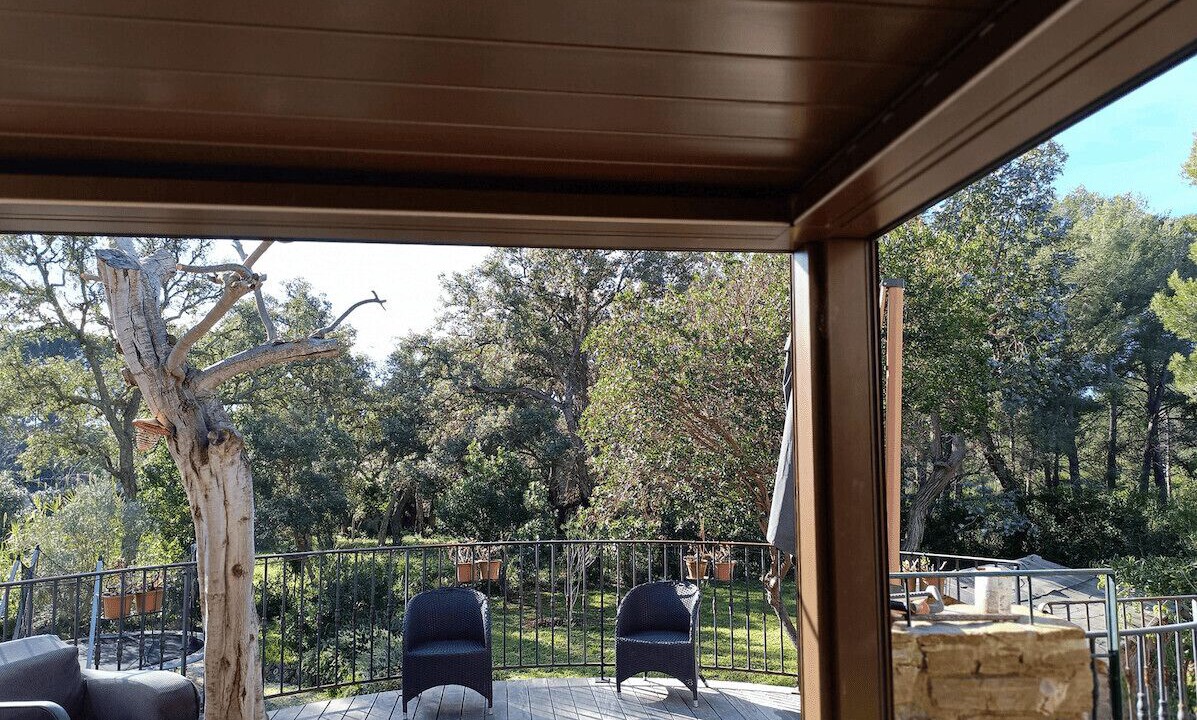 Photo of Patio Balcony in Cabasson