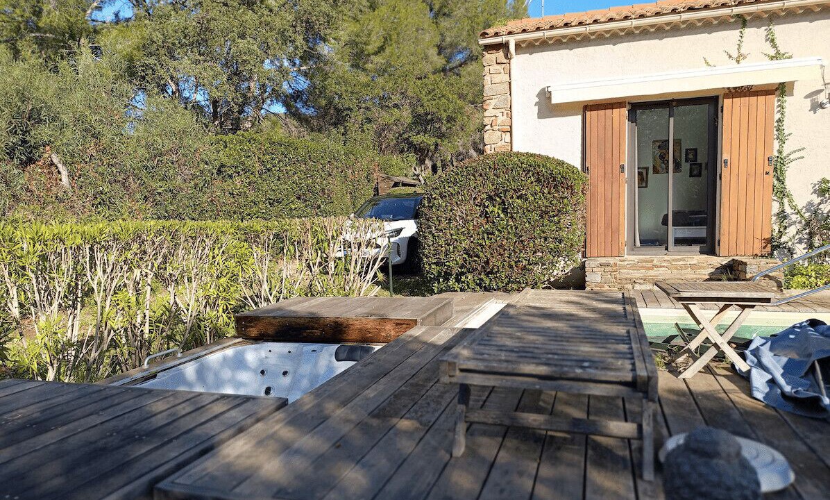 Photo of Outdoor in Cabasson