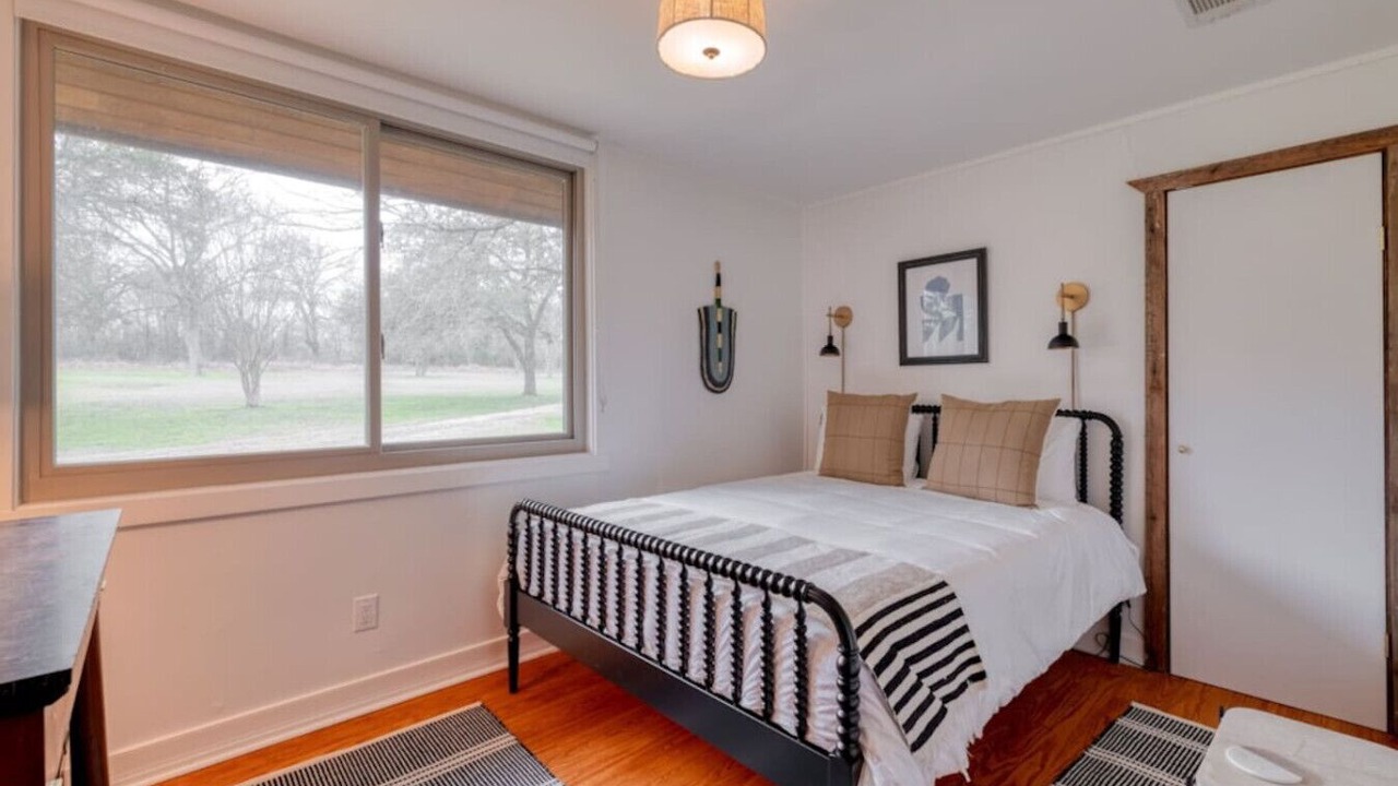 Photo of Bedroom in Bastrop