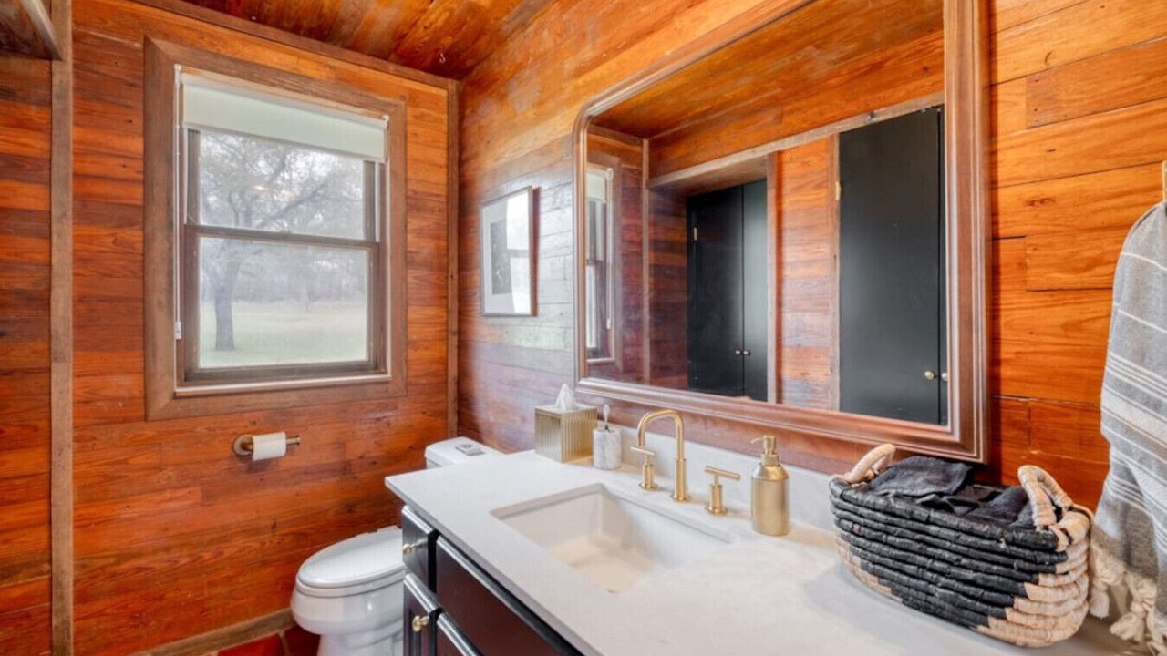 Photo of Bathroom in Bastrop