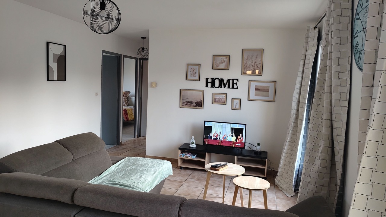 Photo of Livingroom in Bourg-Fidele