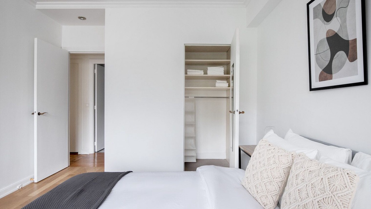 Photo of Bedroom in Passy