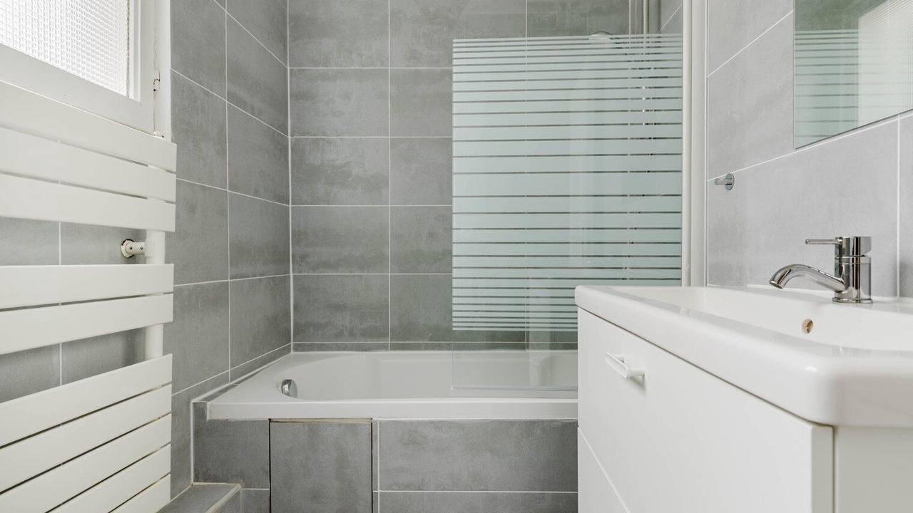 Photo of Bathroom in Odeon