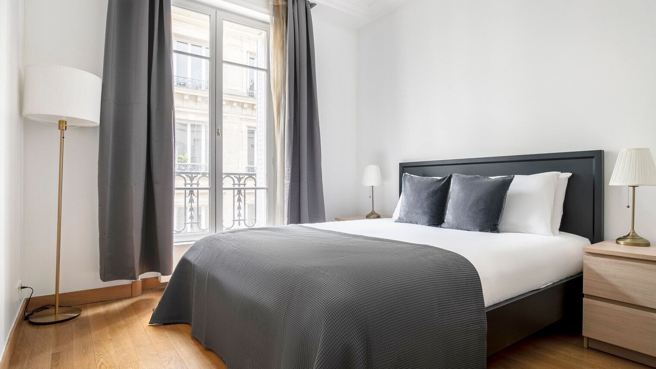 Photo of Bedroom in Quartier de la Plaine-de-Monceaux